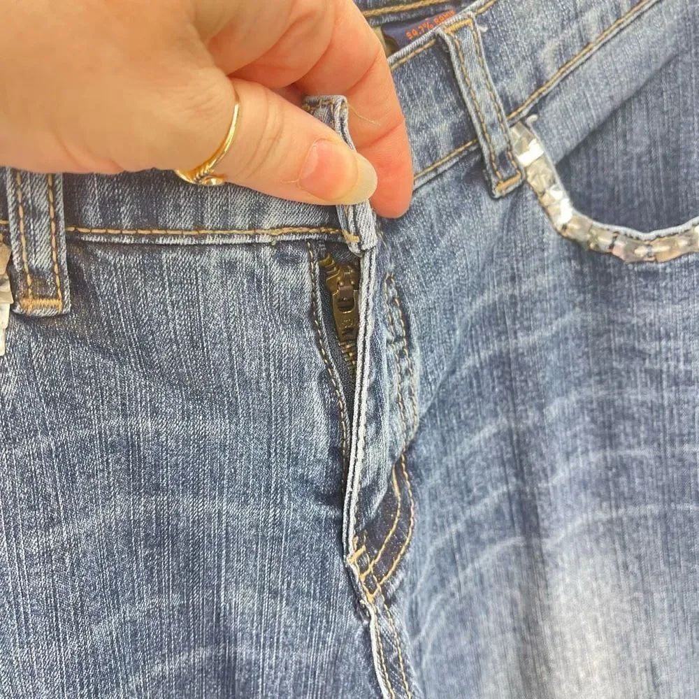 Vanilla star Women's Bootcut Jeans Beaded Pocket Mid Rise Denim Medium Wash Size - Picture 8 of 12